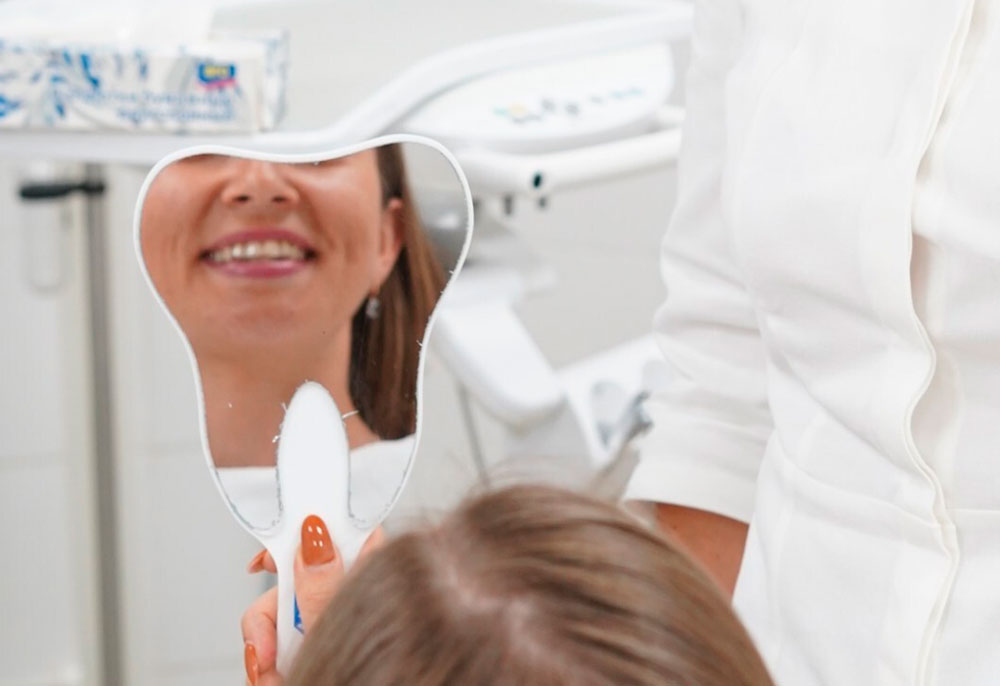 Почему появляется зубной камень, даже если вы чистите зубы?